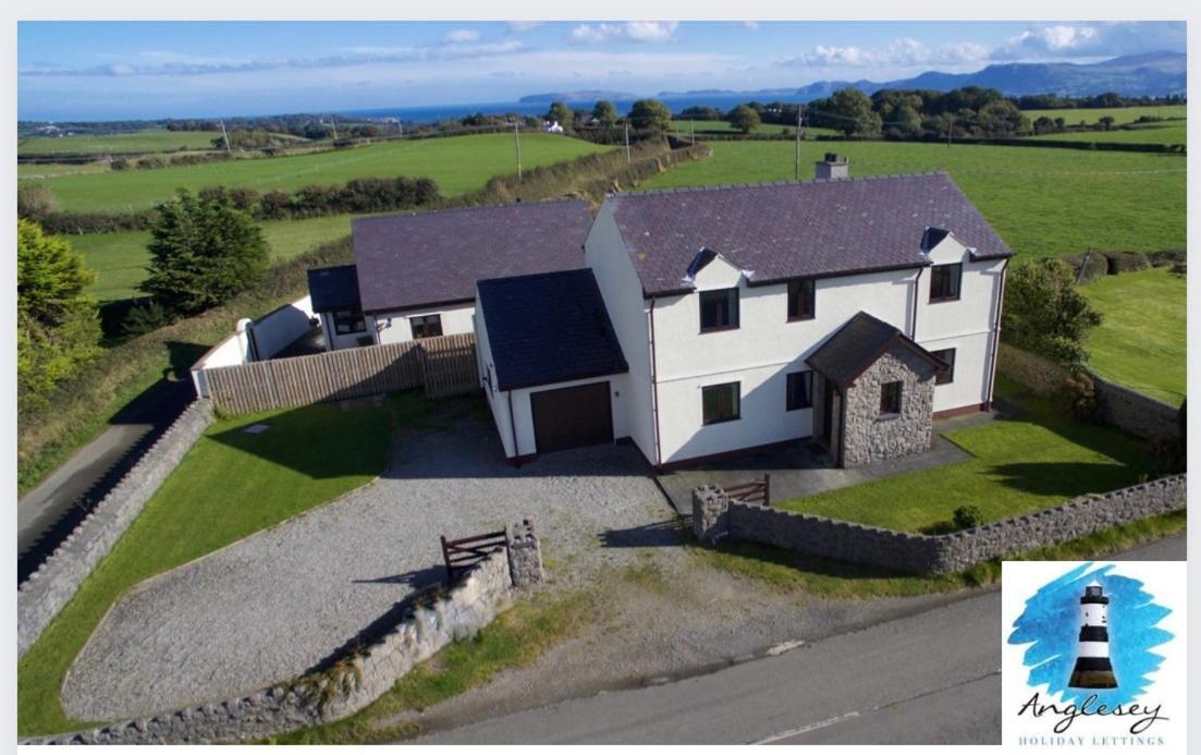4 Bedroom Detached Farmhouse Mountain Views Бомарис Экстерьер фото
